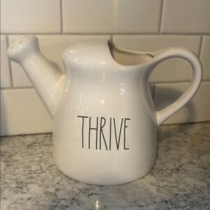 Rae Dunn THRIVE Watering Can – Farmhouse Pottery
